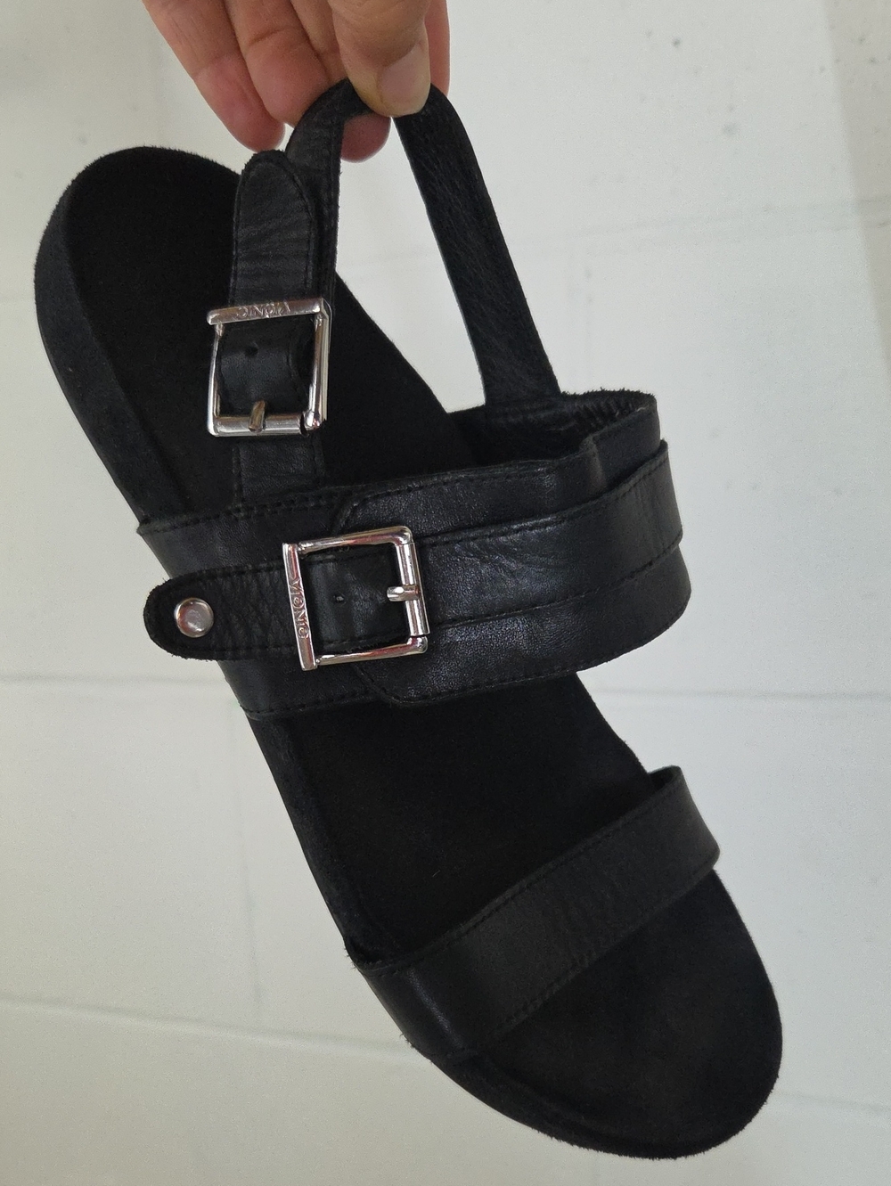 Vionic Samar Black Leather Buckle Double Strap Comfort Sandals Sz8